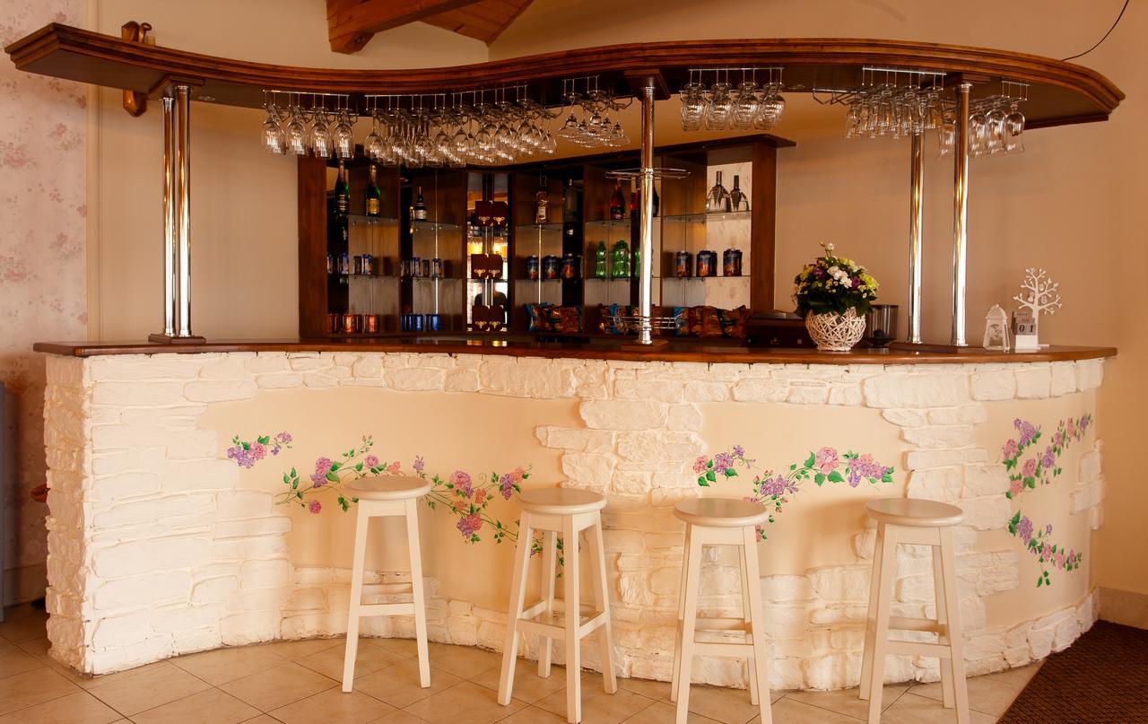 Pansionat Paradiz Hotel Поляна Екстериор снимка