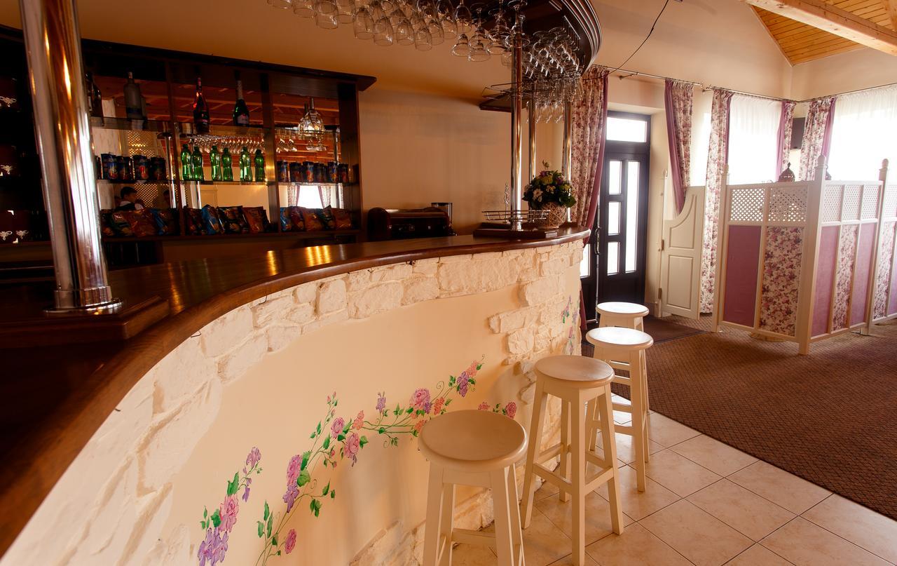 Pansionat Paradiz Hotel Поляна Екстериор снимка
