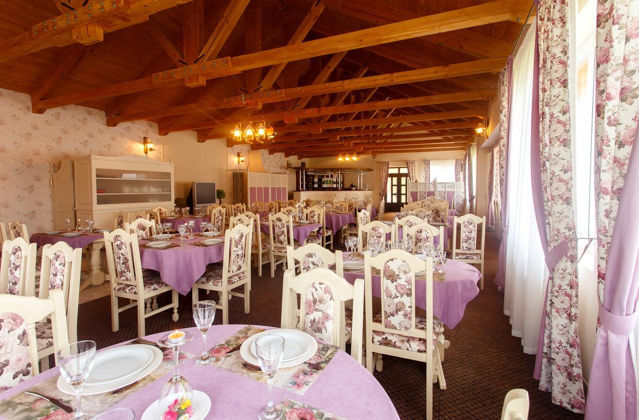 Pansionat Paradiz Hotel Поляна Екстериор снимка