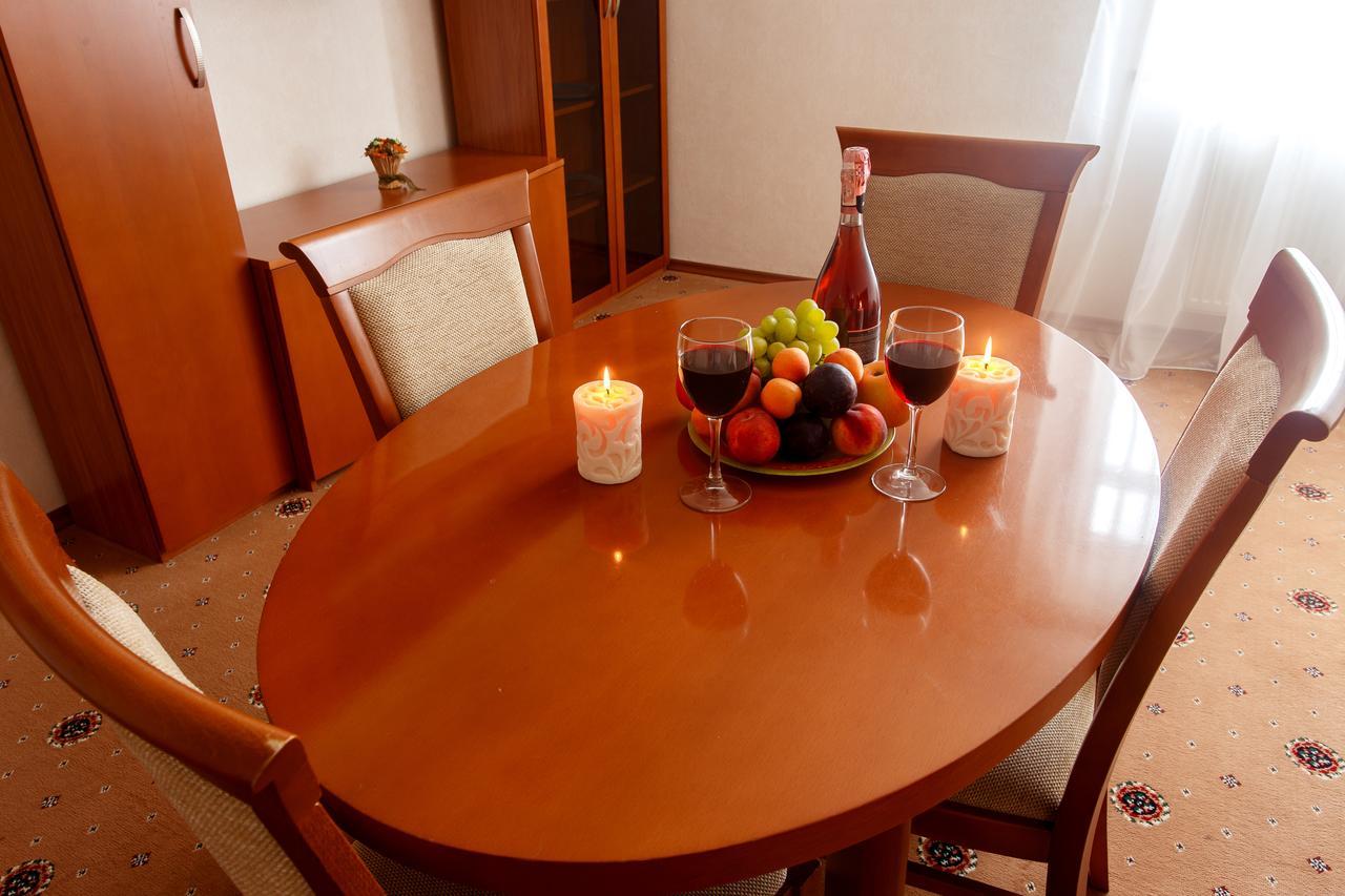 Pansionat Paradiz Hotel Поляна Екстериор снимка