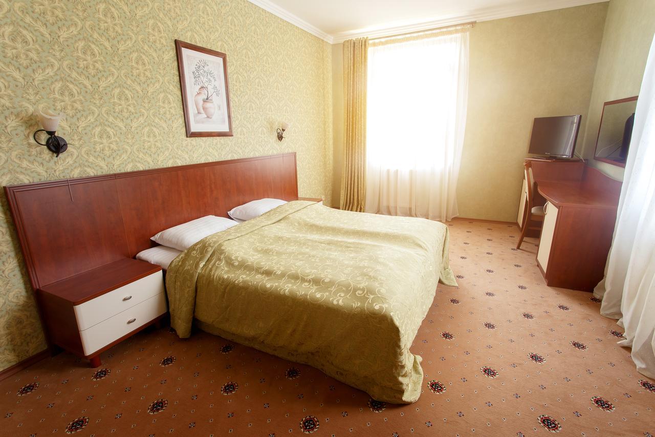 Pansionat Paradiz Hotel Поляна Екстериор снимка