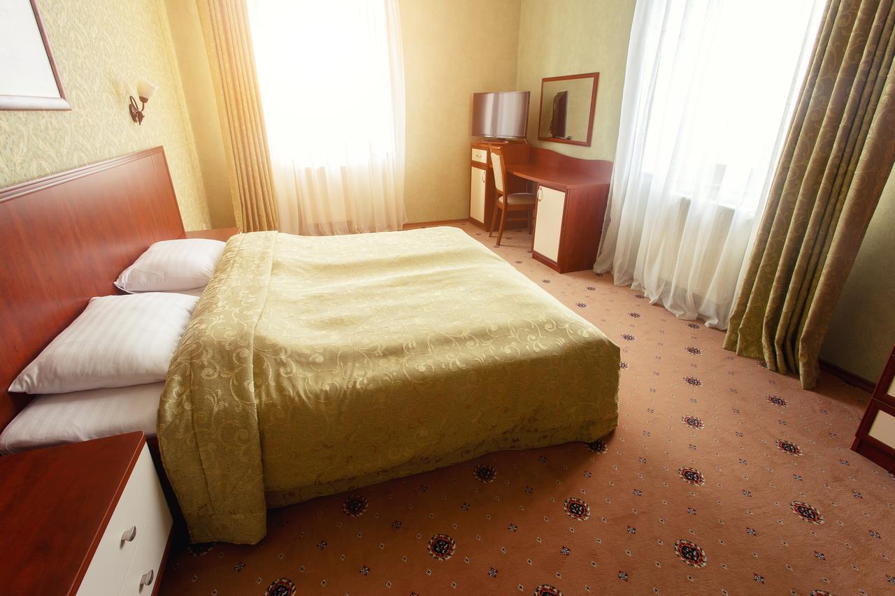 Pansionat Paradiz Hotel Поляна Екстериор снимка