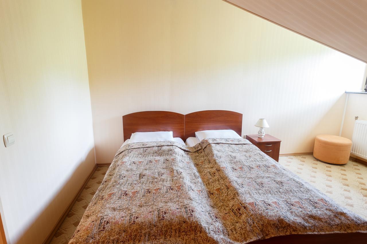 Pansionat Paradiz Hotel Поляна Екстериор снимка