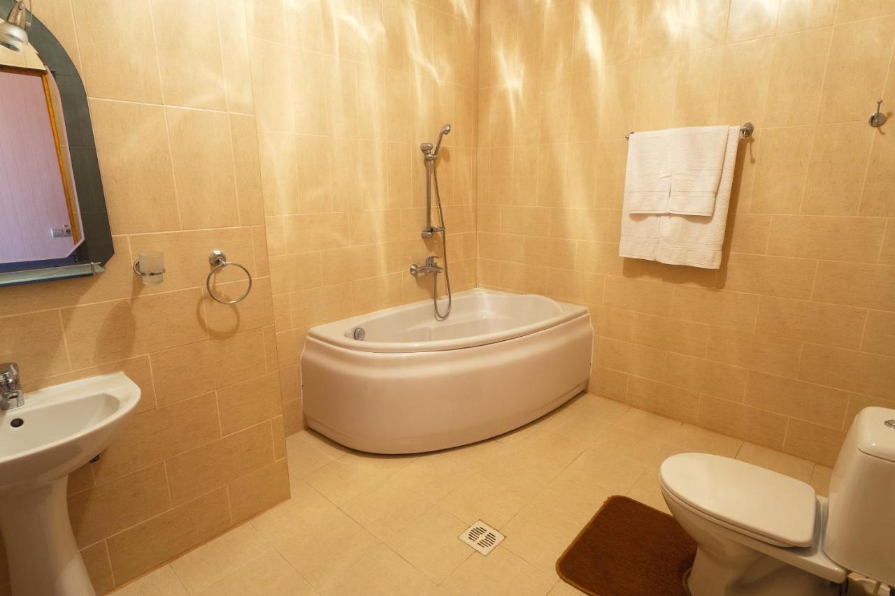 Pansionat Paradiz Hotel Поляна Екстериор снимка