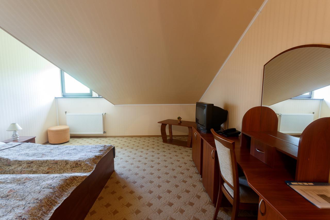 Pansionat Paradiz Hotel Поляна Екстериор снимка